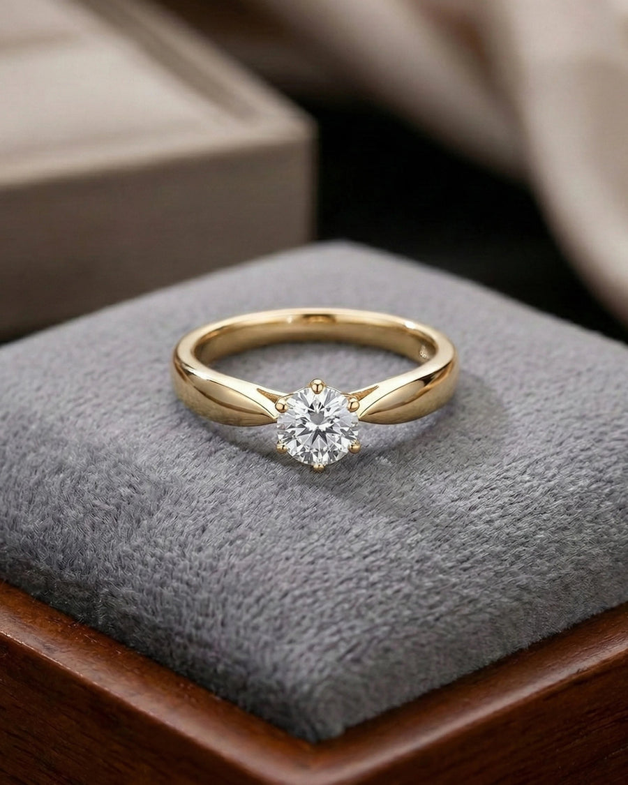 Starlight Solitaire Classic Ring – 925 Sterling Silver