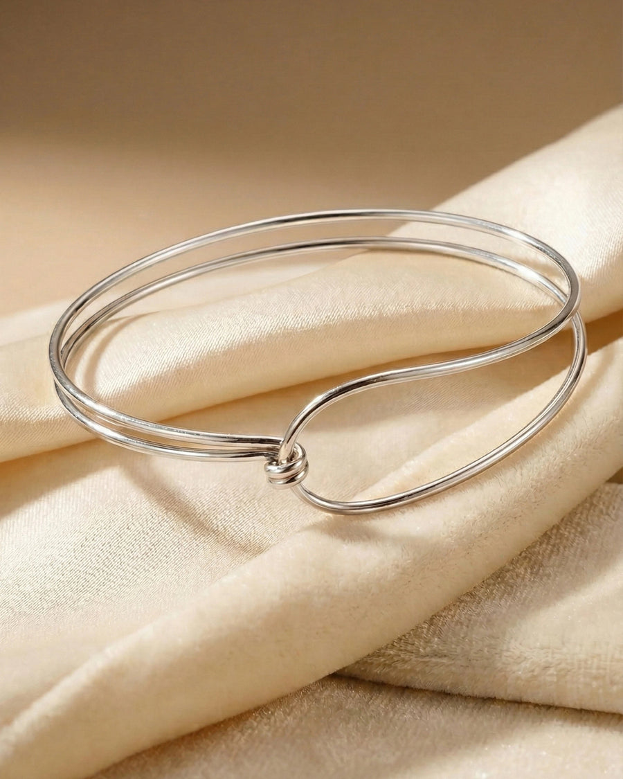 Infinity Knot Minimalist Bangle – 925 Sterling Silver