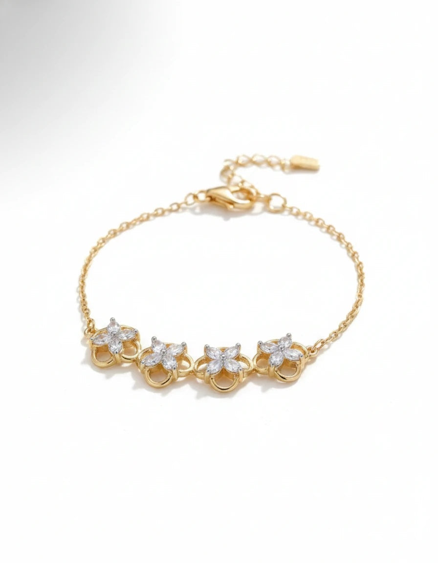Golden Meadow Quatrefoil Bracelet – 925 Sterling Silver