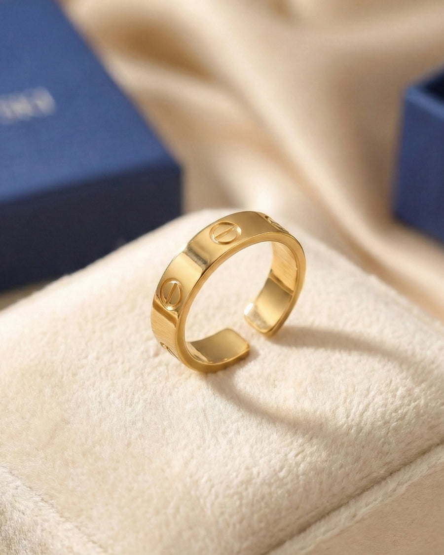 Timeless Emblem Adjustable Band – 925 Sterling Silver