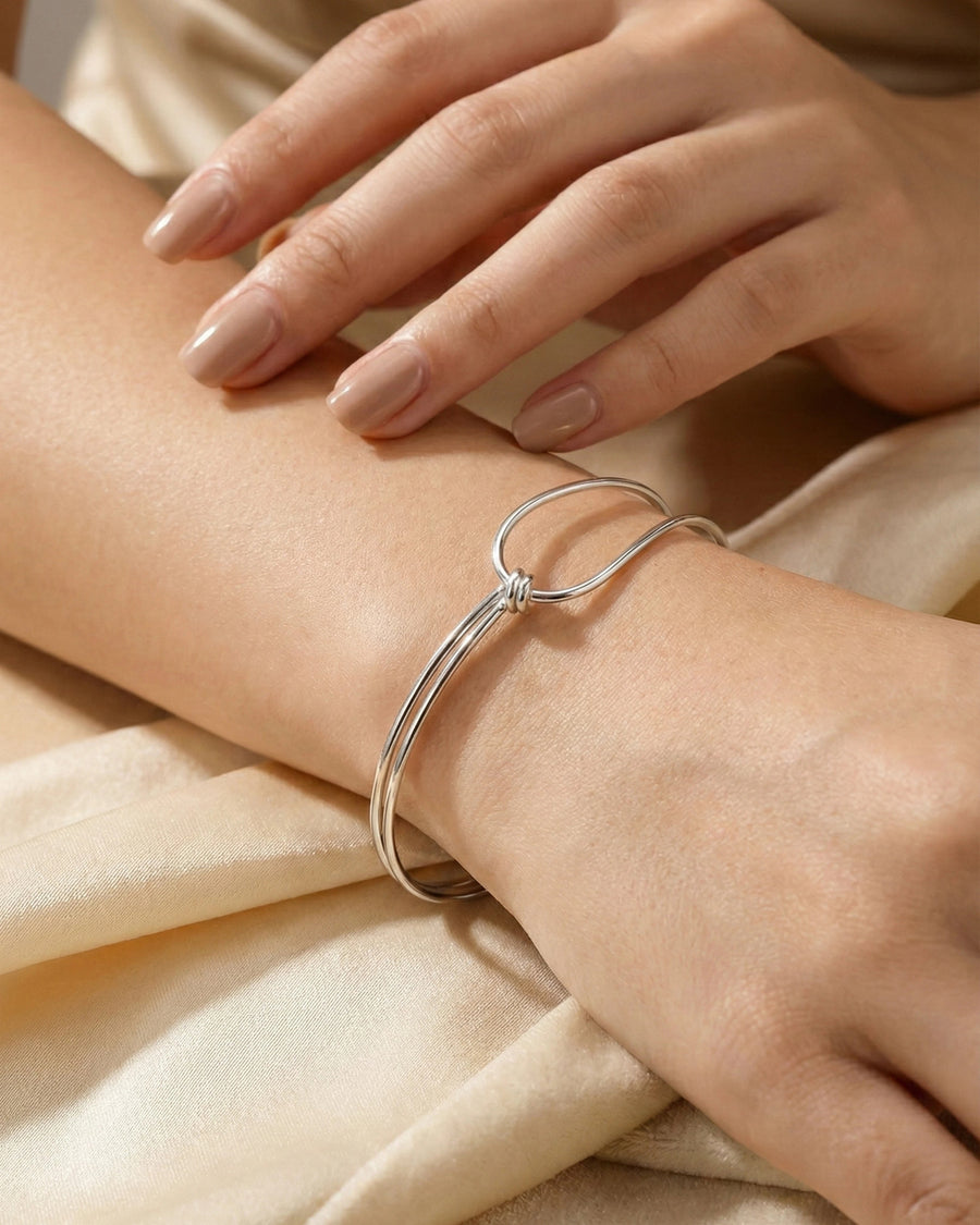 Infinity Knot Minimalist Bangle – 925 Sterling Silver