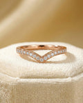 Glistening Wishbone V-Band – 925 Sterling Silver