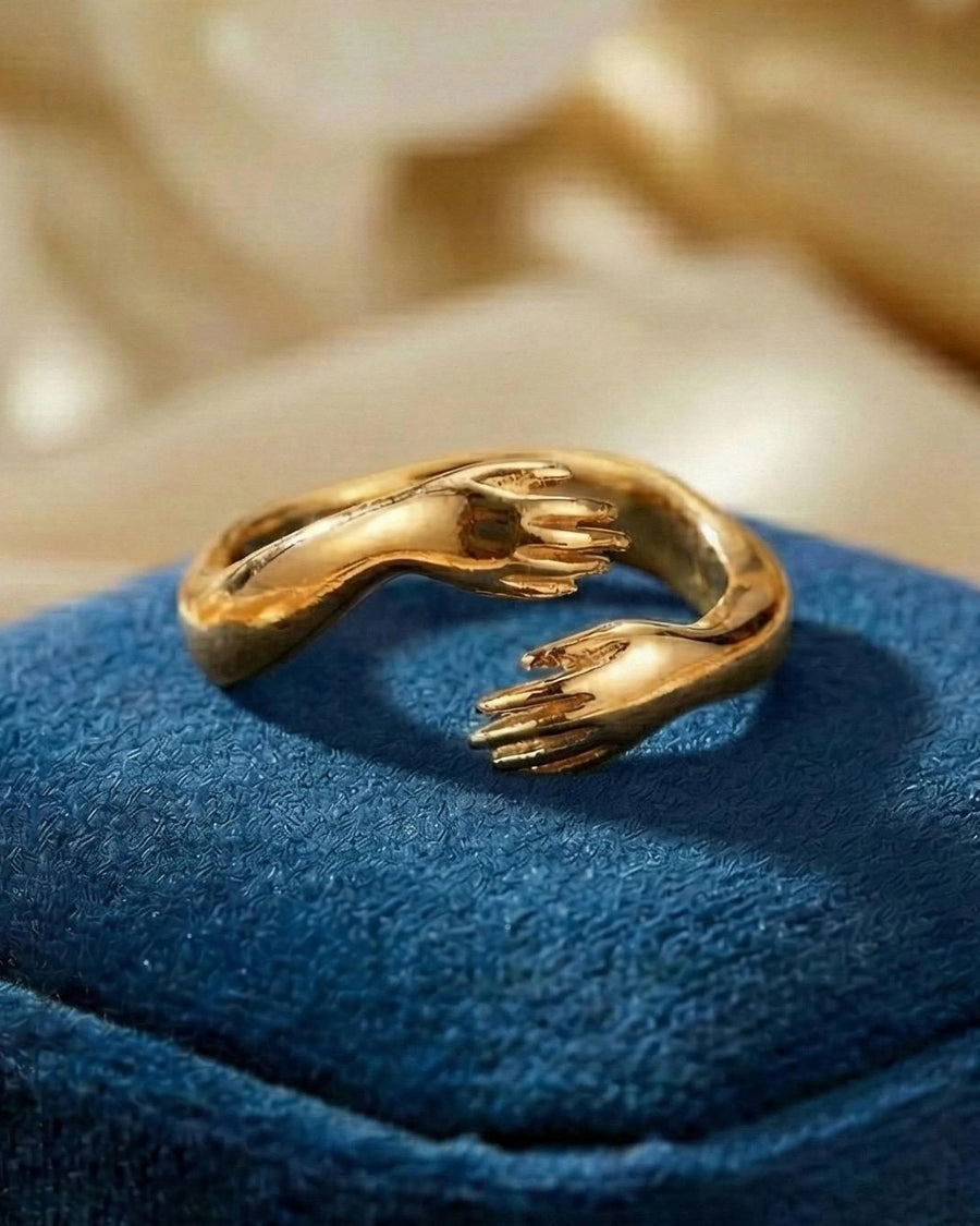 Everlasting Embrace Hug Ring – 925 Sterling Silver