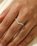 Glistening Wishbone V-Band – 925 Sterling Silver