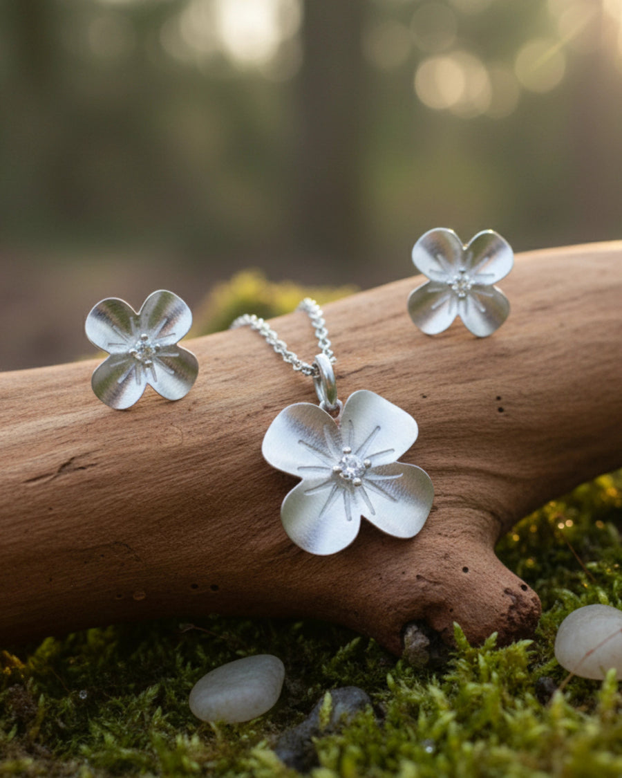 Silvonar 925 Sterling Silver Jewelry Set – [Brushed Four-Petal Blossom Design]